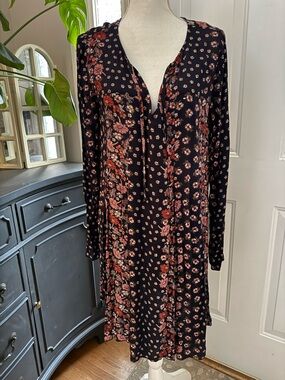 Hinge Black Floral Long Sleeve Swing Dress Size M